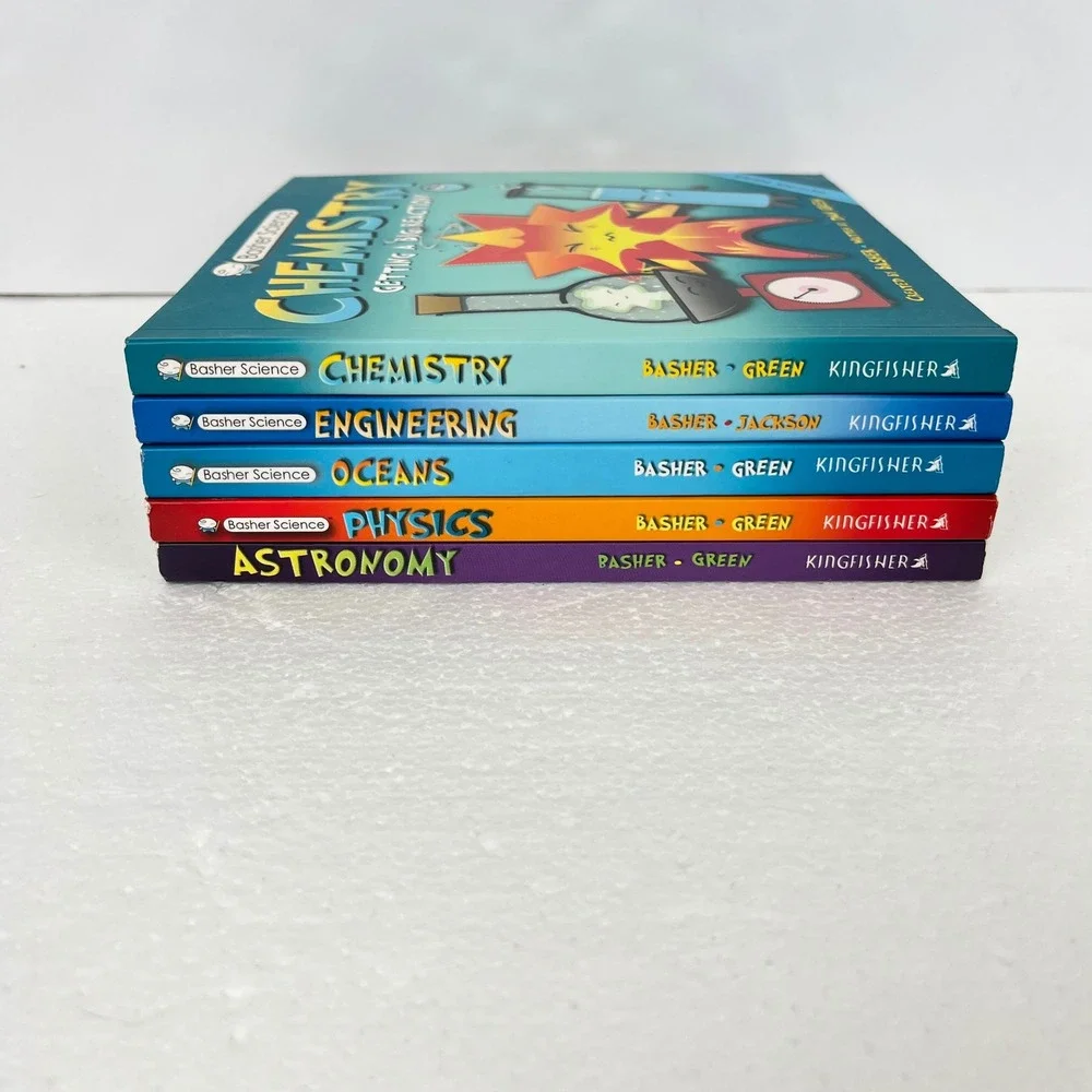 Basher Science STEM Book Set‎ Astronomy Physics Oceans Engineering Chemistry 5pk